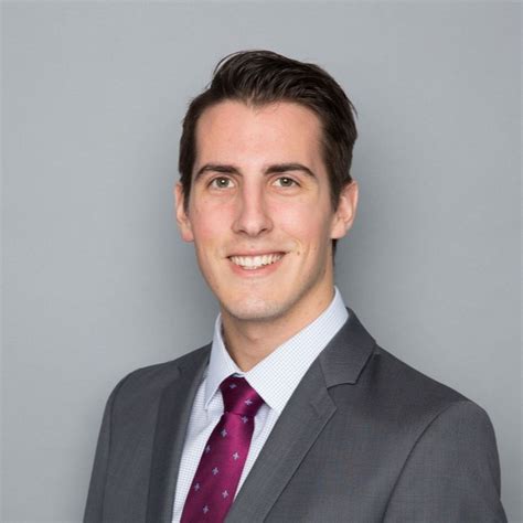 Lucas Ghiglione - AVP - Client Manager II - LinkedIn