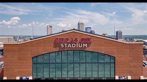 Lucas Oil Stadium Tour - YouTube