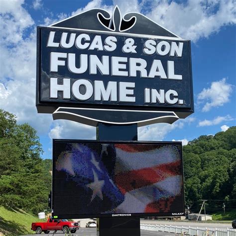 Lucas funeral home pikeville ky. .  <a href=https://parcomontesannace.aulabdemo.it/assets/images...