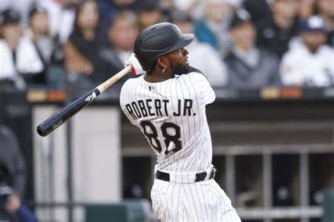 Luis Robert Jr. is making an All-Star case with 2 more homers in the Chicago White Sox’s 4-1 win vs. the Boston Red Sox