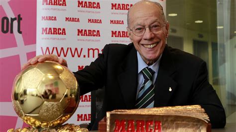 Luis Suárez, only Spanish man to win Ballon d’Or, has died