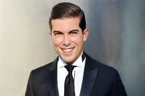 Luis d ortiz. Million Dollar Listing New York airs Wednesdays at 10PM on Bravo.Subscribe: http://youtube.com/subscription_center?add_user=wowpresentsRead More at: http://w... 