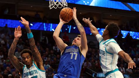 Luka Doncic, Mavs overcome LaMelo Ball’s 30-point triple-double in 124-118 win over Hornets