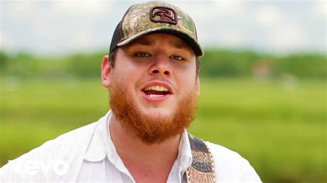 Luke combs net worth. Luke Combs has a net worth of $20 million as a country music singer-songwriter. Luke Combs’ commercial breakthrough came in 2017 with his debut album “This One’s for You.” With his second album, “What You See Is What You Get,” he had an even bigger smash, topping the Billboard 200 and charting in many countries. ... 