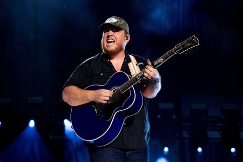 Luke Combs World Tour (2023) Growin' Up and Gettin' Old Tour (2024) ... Setlist. This set list is a representation of opening night in Arlington, Texas. ... July 21, 2023 Foxborough: Gillette Stadium: Gary Allan The Avett Brothers Brent Cobb July 22, 2023 Riley Green. 