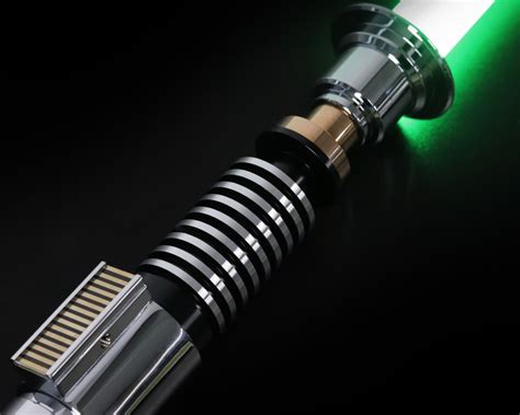 Luke lightsaber. It features a Luke-inspired design, a think-neck emitter, and an iconic middle section, all with a chrome plating surface. With its highly-realistic appearance and durable construction, it's an ideal choice for lightsaber duels. SPECS: Hilt Length: 280*45mm. Blade: 1” OD blade, 36" length by default, 32" per requested, 2mm thickness. 