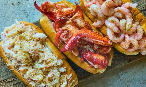 Lukes lobster near me. Let someone know they’re special with the gift of lobster. Whether you’re looking for lobster gift items, birthday party packs, or other gifts from Maine, Luke's Lobster can help. We have gift cards, apparel, lobster roll bundles, and more! 100% lobster. 100% gift … 