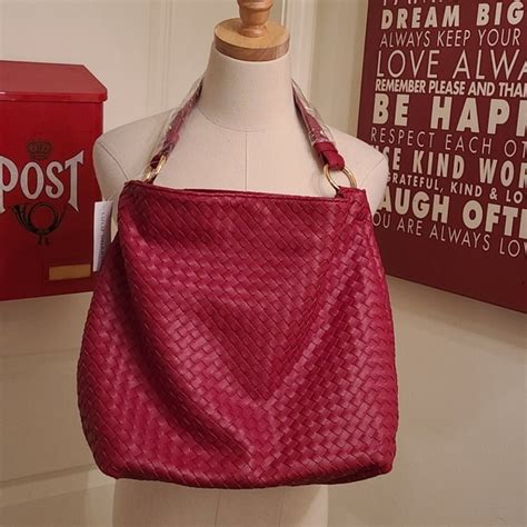 Lulu dharma. 2.5K views, 3 likes, 0 loves, 0 comments, 2 shares, Facebook Watch Videos from LULU DHARMA: Lulu Dharma's classically cute Valentine Tote Bag is on The View today! Available in 4 beautiful colors -... 