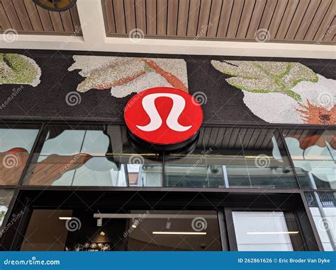 Lululemon ala moana. Founded in Vancouver BC in 1998, the first lululemon shared its retail space with a yoga studio.... 1450 Ala Moana Blvd, Unit 2715, Honolulu, HI 96814 