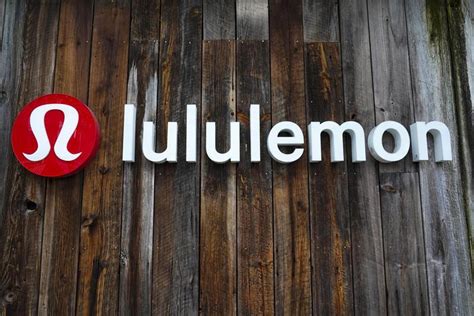 Lululemon earns US$248.7 million in third quarter, revenue rises to US$2.2 billion