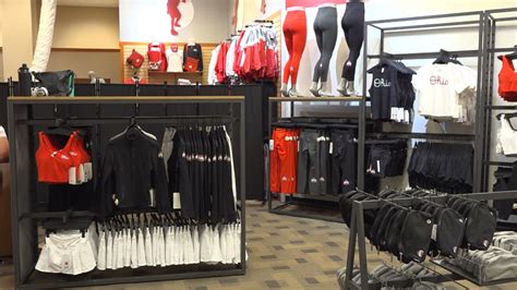 Lululemon ohio state. "The first The Ohio State University x Lululemon merch drop will take place on August 26 with a full assortment of women's and men's products," the Department of Athletics said later on in their ... 