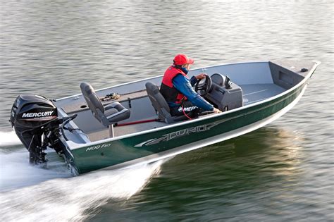Lund boats. The Lund Boat's Fisherman series is built to master big water and put fish in the boat. Specifically designed toward trolling, the layout is ideal for runnin... 