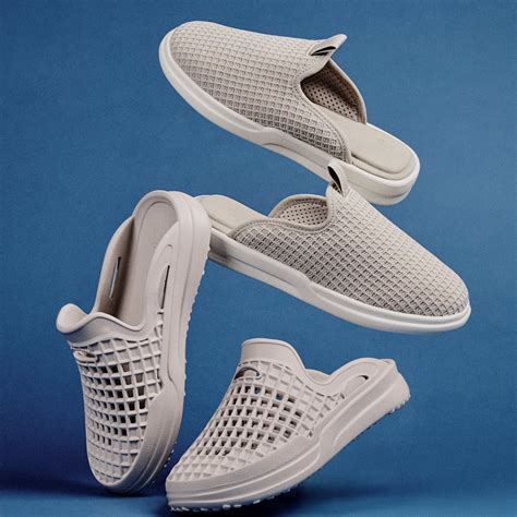 Lusso cloud. Size. $150. The Nomad – the slip-on that you can step on. Wear it with the heel up, or step on the heel to wear it as a slide. Our exclusive waffle knit uppers, made with partially recycled bamboo, are lined with memory foam that embraces your foot. Our Triple Stack Technology provides superb sole cushioning with three blissful la. 