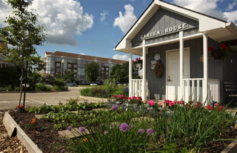 Luther village. Luther Village on the Park is located in the heart of Uptown, Waterloo. Nestled on 20 impressive acres, steps away from Waterloo Park, Waterloo Memorial Recreation Complex, ION Rapid Transit, Westmount Plaza, and many other local amenities. 