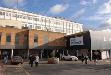 Luton and Dunstable University Hospital Orthopaedic Centre, …