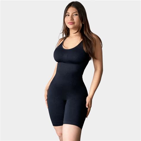 Luxmery - Jennifer O. GIVES YOU ALL THE CONFIDENCE YOU NEED! Say hello to the Luxmery Scoop Neck Sculpting Cami, this super soft bodysuit for women is designed with luxe, high-stretch, and breathable fabric that fits you perfectly and wraps itself around your body like a second skin. Like all our bodysuits, pair this with your favorite bott.