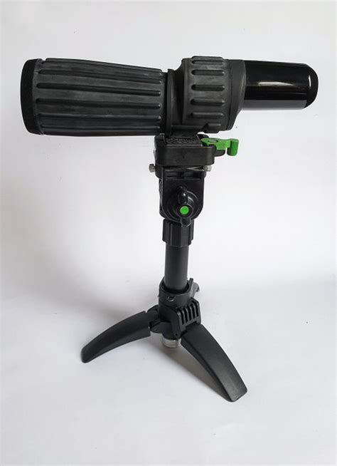 Luxon Prismatic spotting scope 25x50 and Cullman tripod