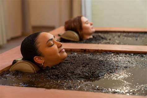 Enjoy all steps of the Mud Bath together in a private spa treatment room. Our Mud Baths include the hot mud, a mineral bath, and a cool down flannel wrap. Our Calistoga …. 