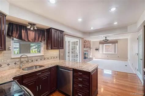 Luxury Kitchens, LLC Troy, MI 48083 - HomeAdvisor