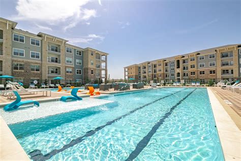 Luxury apartments durham. Live in style with 87 luxury apartments for rent in East Durham, Durham, NC. From upscale amenities to prime locations, find the perfect high-end living experience today. 