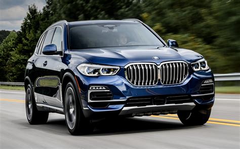 Luxury midsize suv. Things To Know About Luxury midsize suv. 