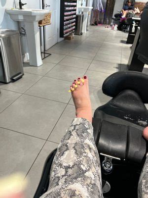 Luxury Nails & Spa of Cookeville, Cookeville, T