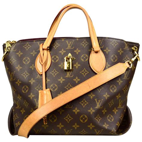 Lv usa. Qatar (English) (قطر (العربية. Other Countries / Regions: International (English) LOUIS VUITTON Official Website: Choose your country or region, pick-up your language and find the right version for you. 