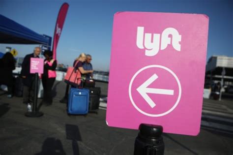 Lyft will discontinue pooled rides