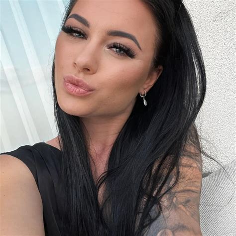 Lylou.Black Onlyfans Leak