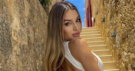 Lyna Perz Onlyfans Leak