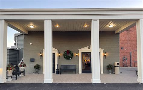 Lynch funeral home lapeer. .  <a href=https://urbanhelp.frokostportal.d...