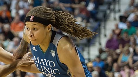 Lynx take down Dream in OT, close in on playoff spot