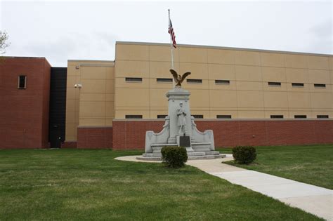 Lyon county ia jail roster. Iowa Offender Lookup ; Audubon County Inmate Search, Click Here, 712-563-2631, 318 Leroy Street PO Box 262, Audubon, IA, 50025 ; Benton County Inmate Search, Not ... 