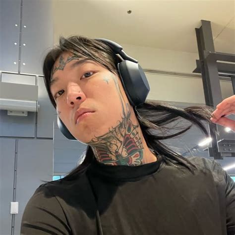 Lyricaleggroll of

