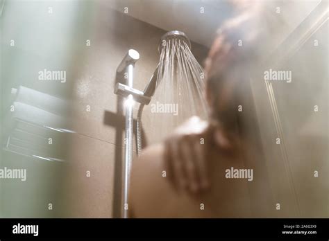 MäDchen In Der Dusche