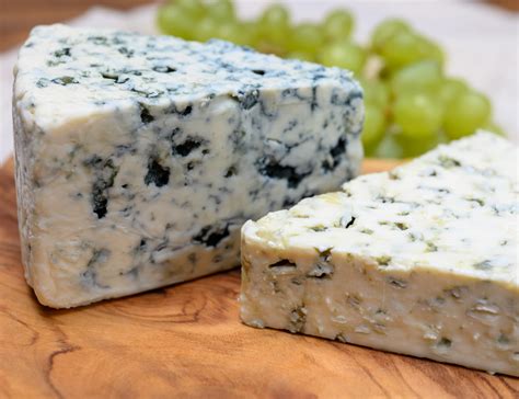 Mémoire sur le fromage de roquefort. - Bulletin universel des sciences et de l'industrie.
