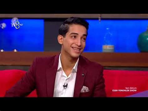 Müslüm filminde oynayan Şahin Kendirci Eser Yenenler Show 2 . 