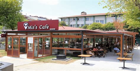 MİS'S CAFE. 
