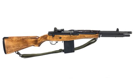 The new weapon became the Springfield "M14" which was more or less a highly modernized M1 Garand rifle of World War 2 (1939-1945) fame. Design work on the new rifle began in 1954. The M1 Garand served as the standard-issue service rifle of the United States Army from 1936 to 1957 and was used from World War 2 through to the Iran-Iraq War (1980 .... 
