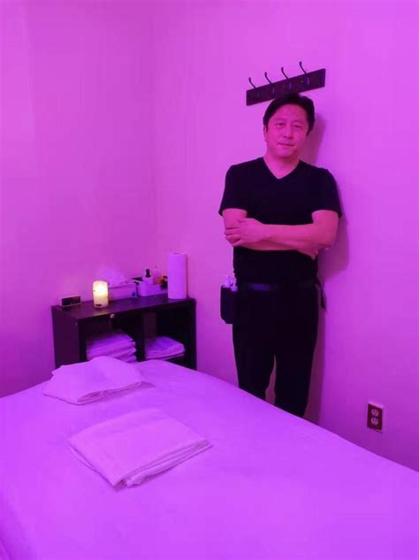 Search hundreds of the best male massage therapists. Discover the latest masseurs near you today and relax the stress away! ... Atlanta, Georgia, 30309. Short Description . Starting at 100/75 min. View Listing. View Listing. Send Message. New Photos. Gold . Gold Matt ....