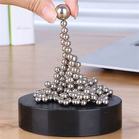 Magnetic Desk Sculptures - Stylish & Fun DIY Projects - muktibox.com
