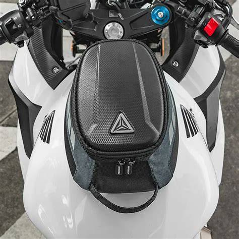 Magnetic Tank Bags - Motorcycle Gear Bags - raincitystudios.com