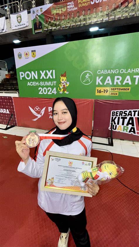 MAHASISWI UNDIP MEMBUAT GERAKAN BAWA … - raincitystudios.com