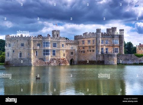 MAIDSTONE HD ~KENT, ENGLAND (Gray/Orange) International …