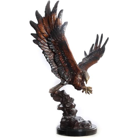 Majestic Eagle Sculpture - Etsy - muktibox.com