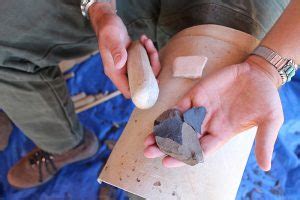 Making Ancient Stone Tools: Flintknapping a Spear Point - wintechmobiles.com