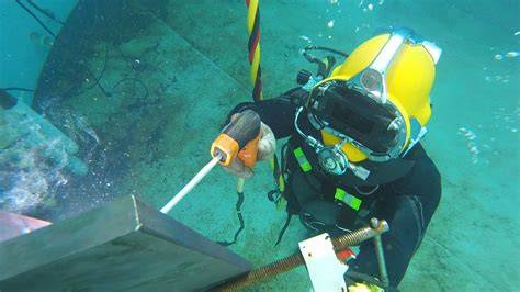 Making underwater welding safer with robotics - igus® … - raincitystudios.com