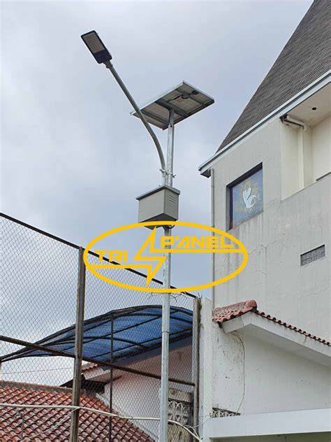 Manfaat Penggunaan Solar Cell dalam Lampu PJU - raincitystudios.com