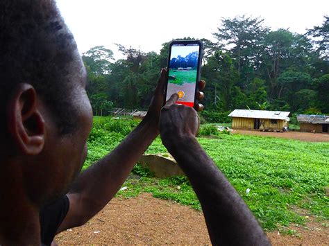 Mapping shared territories in practice: Baka and Bakwele communities ... - wintechmobiles.com