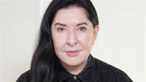 Marina Abramović - Royal Academy of Arts - muktibox.com